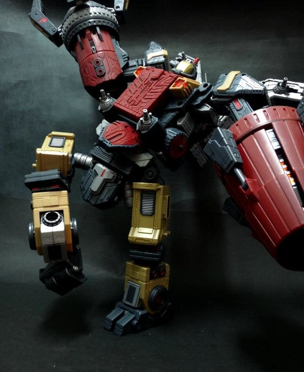 Planet X PX 01 Genesis WFC Omega Supreme Action Figure Image  (25 of 50)